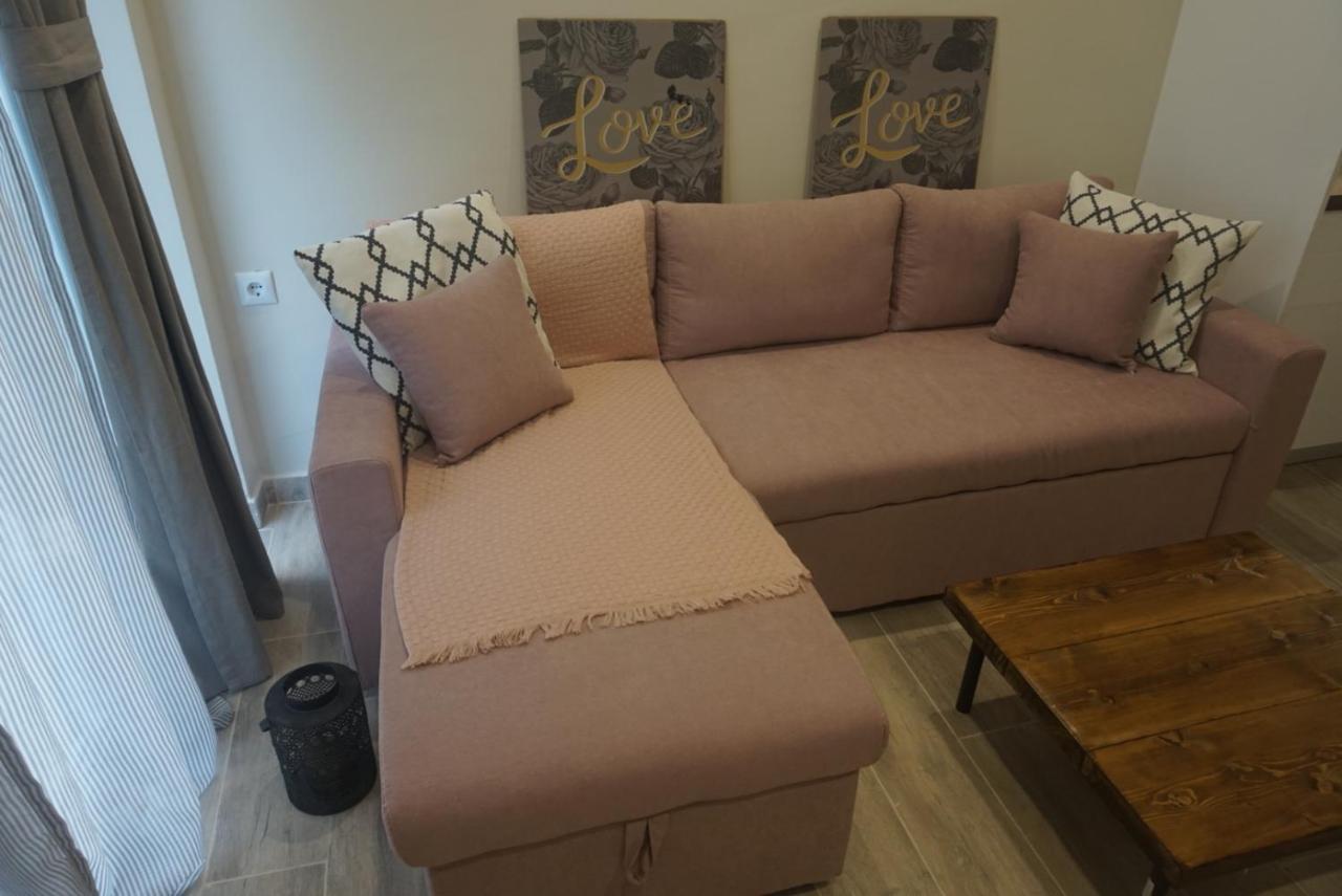 Vasili's And Vasiliki's Luxury Appartement